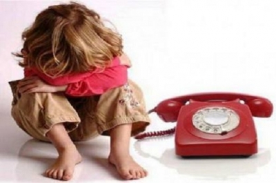 В ЯНАО работает телефонная линия «Ребенок в опасности»
