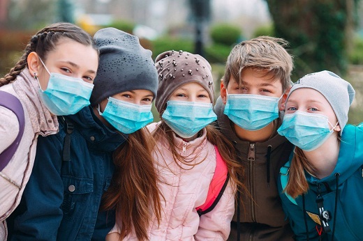 В больницах Ямала готовятся к вакцинации подростков от коронавируса